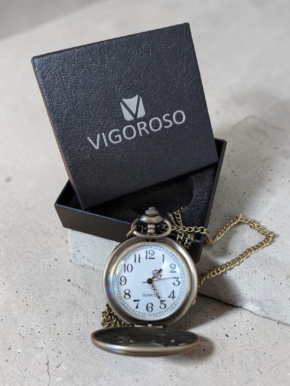 VIGOROSO Antique-Style Pocket Watch in Brass Tone